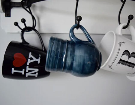 Hang the Mugs